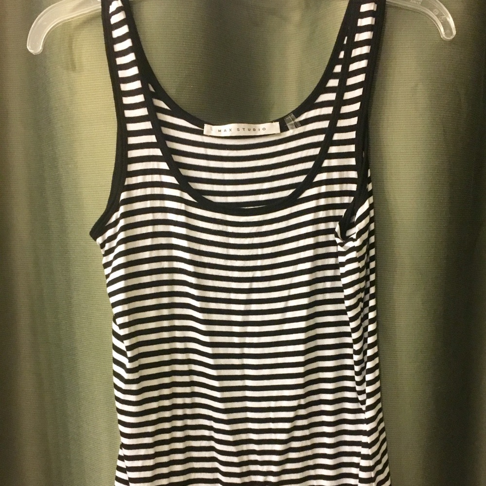 Max studio striped b&w tank